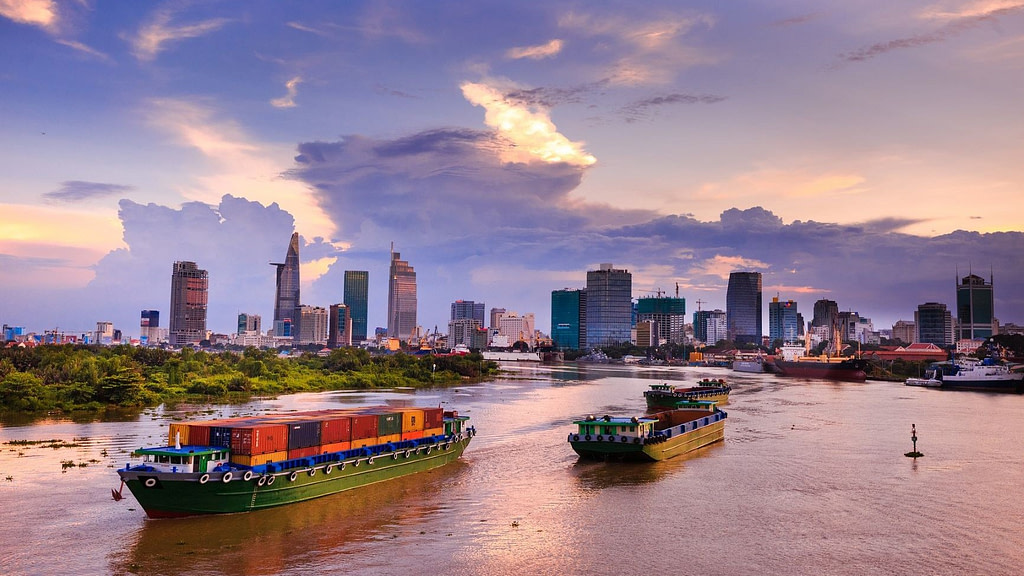 Customer orders from Vietnam exporting duty free under the EVFTA 1 ho chi minh city from the saigon river