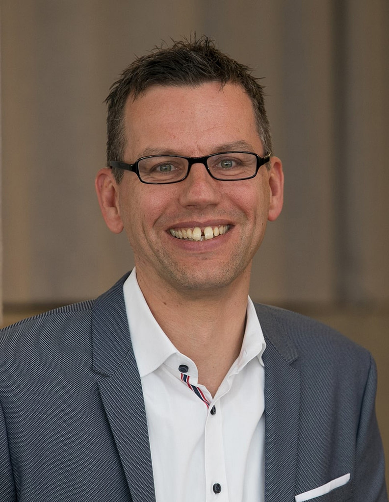 Tim Kutzner to become OI's new CFO 1 Tim Kutzner